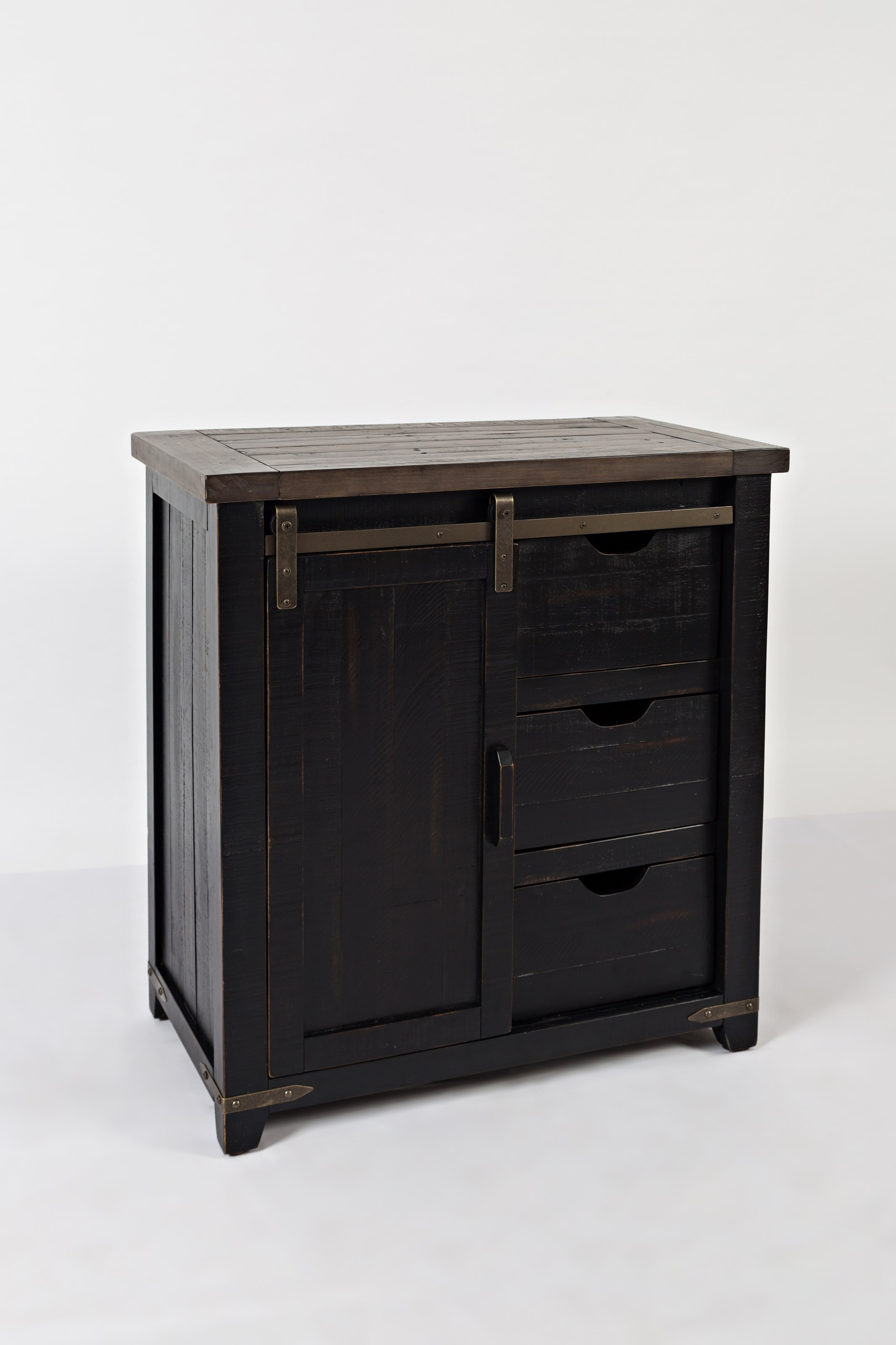 Accent Chests and Cabinets in Catonsville Frederick Forest Hill Glen Burnie Towson Westminster Gavigan s Home Furnishings Result Page 1